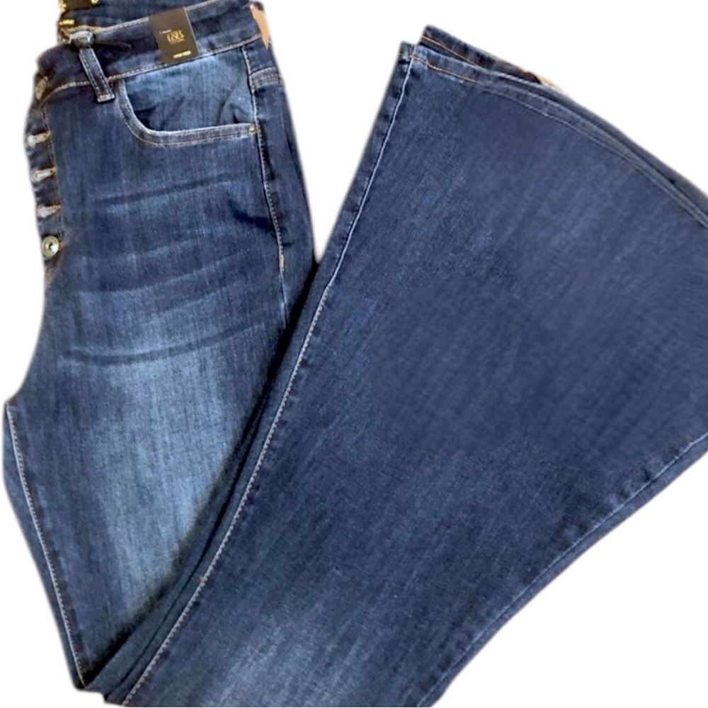 High Rise Button Fly Flare Jeans | Stretch Boutique Denim | Mid Wash | L&B | NWT - Picture 8 of 12